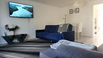 3bed Maidstone Stay - Wifi, Parking, London Access