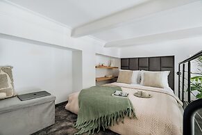 Mezzanine Studio - LoftAffair