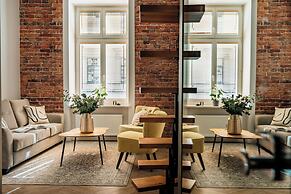 Mezzanine Studio - LoftAffair