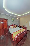 Sunrise Hotel Da Lat