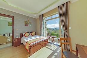Sunrise Hotel Da Lat