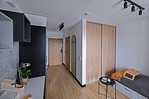 Zeus Apartments