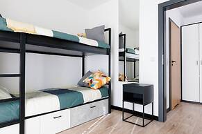 Zeus Apartments