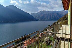 Nesso Mosaic