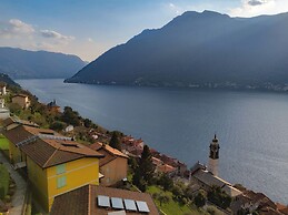 Nesso Mosaic