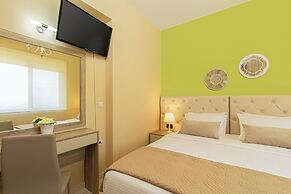 Theo Villas With Sea View