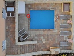 Theo Villas With Sea View