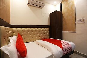 Hotel Mona Regency