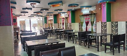 Hotel Sunjukti by Roh