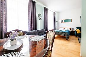 Luxury European Apartment