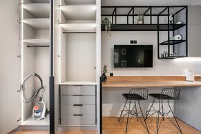 Avia Deluxe Studio- Athens Modern Escape