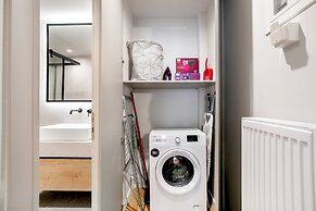 Avia Deluxe Studio- Athens Modern Escape