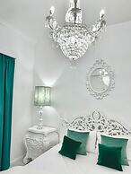 Lora Home by Frangki