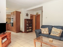 8 Chestnut Drive