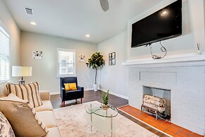 3 Mi to Downtown Atlanta: Bright & Modern Home!