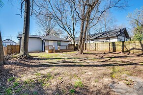 3 Mi to Downtown Atlanta: Bright & Modern Home!