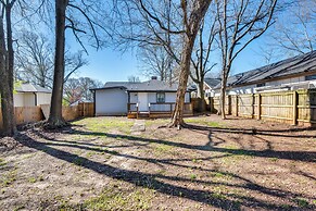 3 Mi to Downtown Atlanta: Bright & Modern Home!