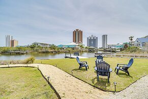2 Blocks to Beach: Gulf Shores Getaway w/ Dock!