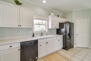 2 Blocks to Beach: Gulf Shores Getaway w/ Dock!