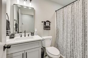 5 Mi to Cambridge Square: Ooltewah Getaway!