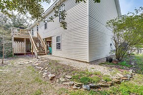Walk to Beach & Boat Ramp: Home w/ Outdoor Area