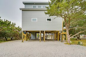 Scenic Escape w/ Dock: 1 Mi to Ocracoke Lighthouse