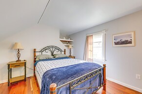 1/2 Mi to Pier: Wfh-friendly Apt in Maine!