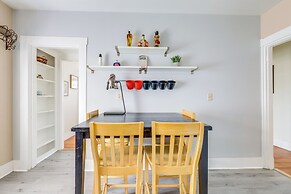 1/2 Mi to Pier: Wfh-friendly Apt in Maine!