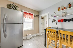 1/2 Mi to Pier: Wfh-friendly Apt in Maine!