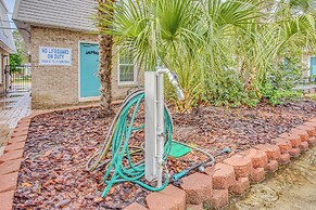 4 Blocks to Ocean: North Myrtle Beach Condo