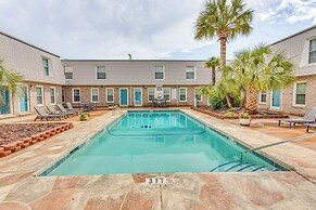 4 Blocks to Ocean: North Myrtle Beach Condo