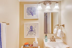 4 Blocks to Ocean: North Myrtle Beach Condo