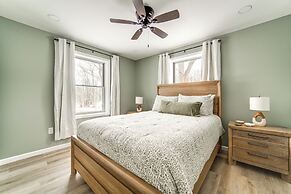 Walk to Lake: Pet-friendly Cottage in Jamestown!