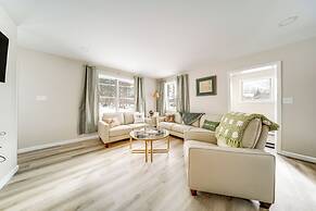 Walk to Lake: Pet-friendly Cottage in Jamestown!