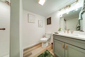 Walk to Lake: Pet-friendly Cottage in Jamestown!