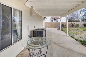 < 1 Mi to Antelope Valley Mall: Spacious Retreat!