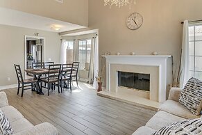 < 1 Mi to Antelope Valley Mall: Spacious Retreat!