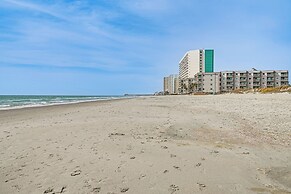 Walk to Beach: Condo w/ Balcony in Murrells Inlet!