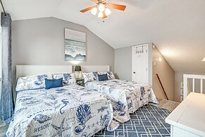 Walk to Beach: Condo w/ Balcony in Murrells Inlet!