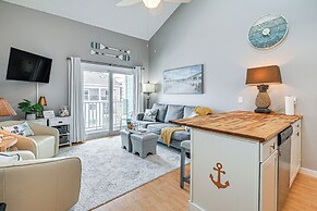 Walk to Beach: Condo w/ Balcony in Murrells Inlet!