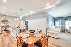 3 Mi to Dtwn: Family-friendly Home in South Haven!