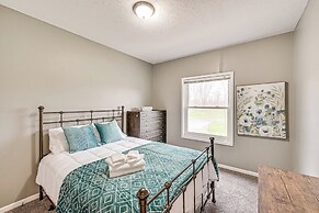 3 Mi to Dtwn: Family-friendly Home in South Haven!