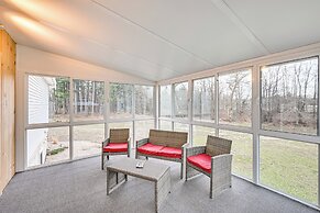 3 Mi to Dtwn: Family-friendly Home in South Haven!
