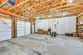 3 Mi to Dtwn: Family-friendly Home in South Haven!