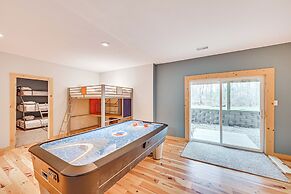 3 Mi to Dtwn: Family-friendly Home in South Haven!