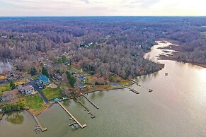 Walk to Potomac Creek: Apt in Fredericksburg