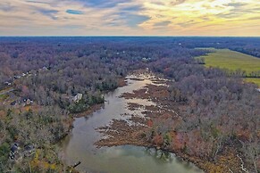 Walk to Potomac Creek: Apt in Fredericksburg