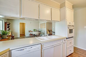 Family Friendly: Peaceful Home in Stamford!