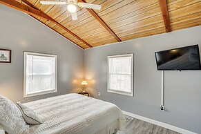 < 1/2 Mi to Marina: Missouri Lake Getaway