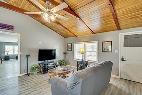 < 1/2 Mi to Marina: Missouri Lake Getaway